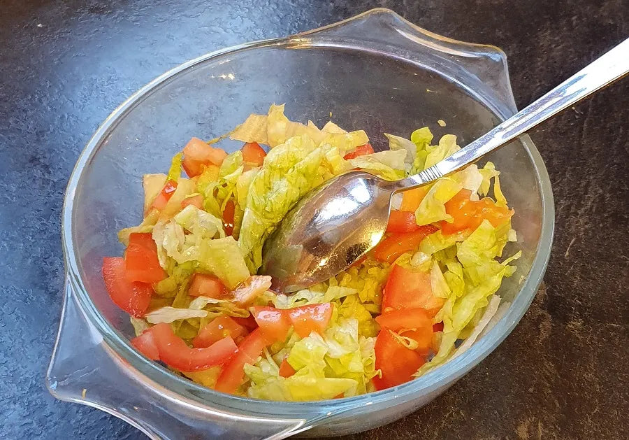 LETTUCE AND TOMATO SALAD